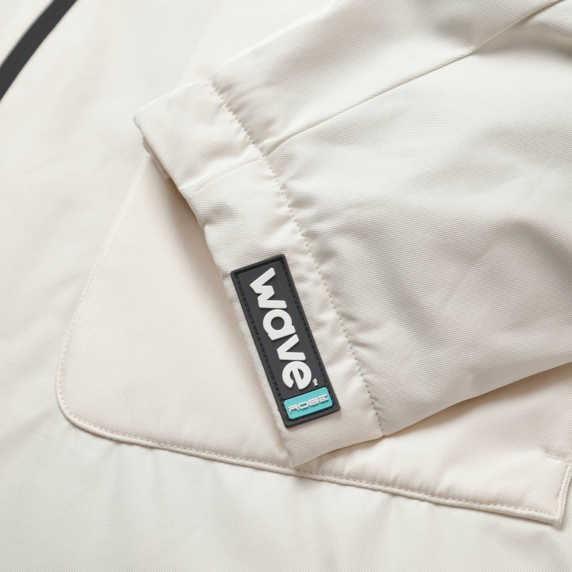 Wave 3 in 1 Hot Tub Changing Robe | Waterproof & Windproof | Unisex - Image 17