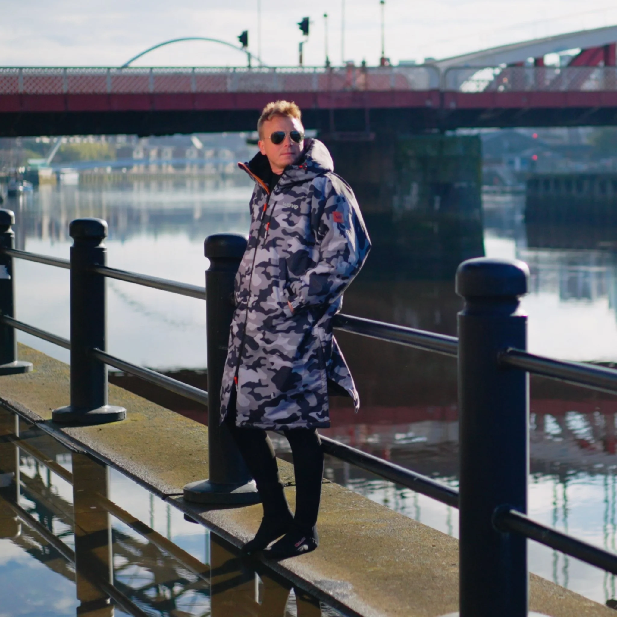 Fleece-Lined Hot Tub Changing Robe | Waterproof & Windproof | Unisex - Image 33